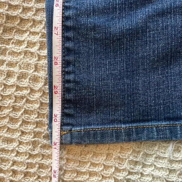 Daisy Fuentes boot cut jeans - Picture 8 of 10